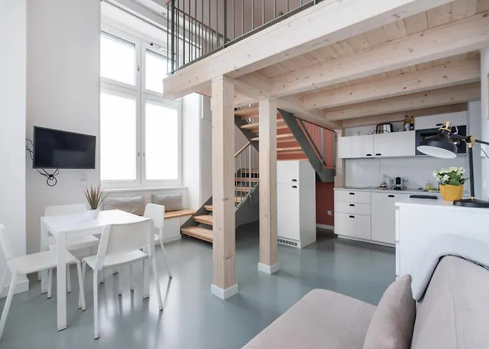 Vorgarten - Central, New And Stylish For Your Comfortable In