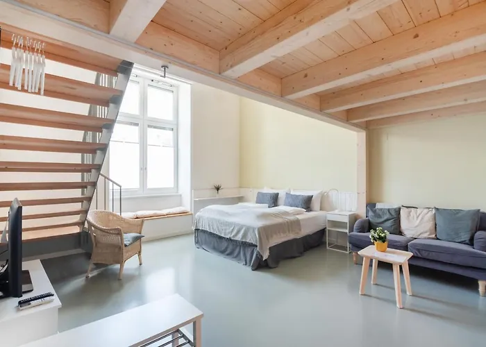 Vorgarten - Central, New And Stylish For Your Comfortable In
